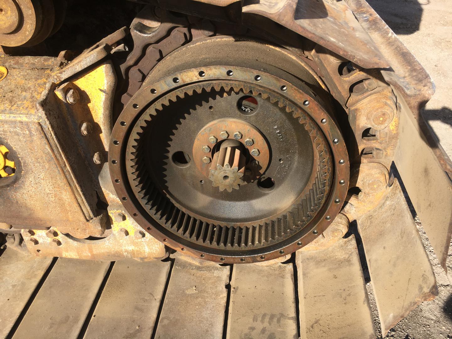 ./imagenes/INVOICE/2019/16237/BULLDOZER JOHN DEERE_750K (13).JPG